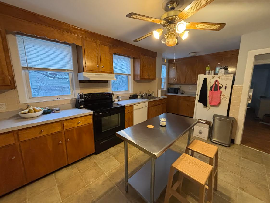 1537 Cambridge St, Mid-Cambridge