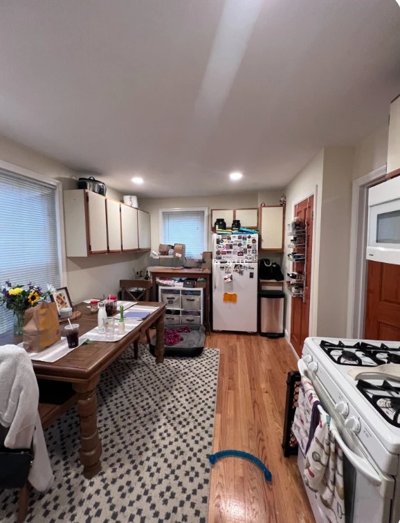 359 Western Ave, Riverside