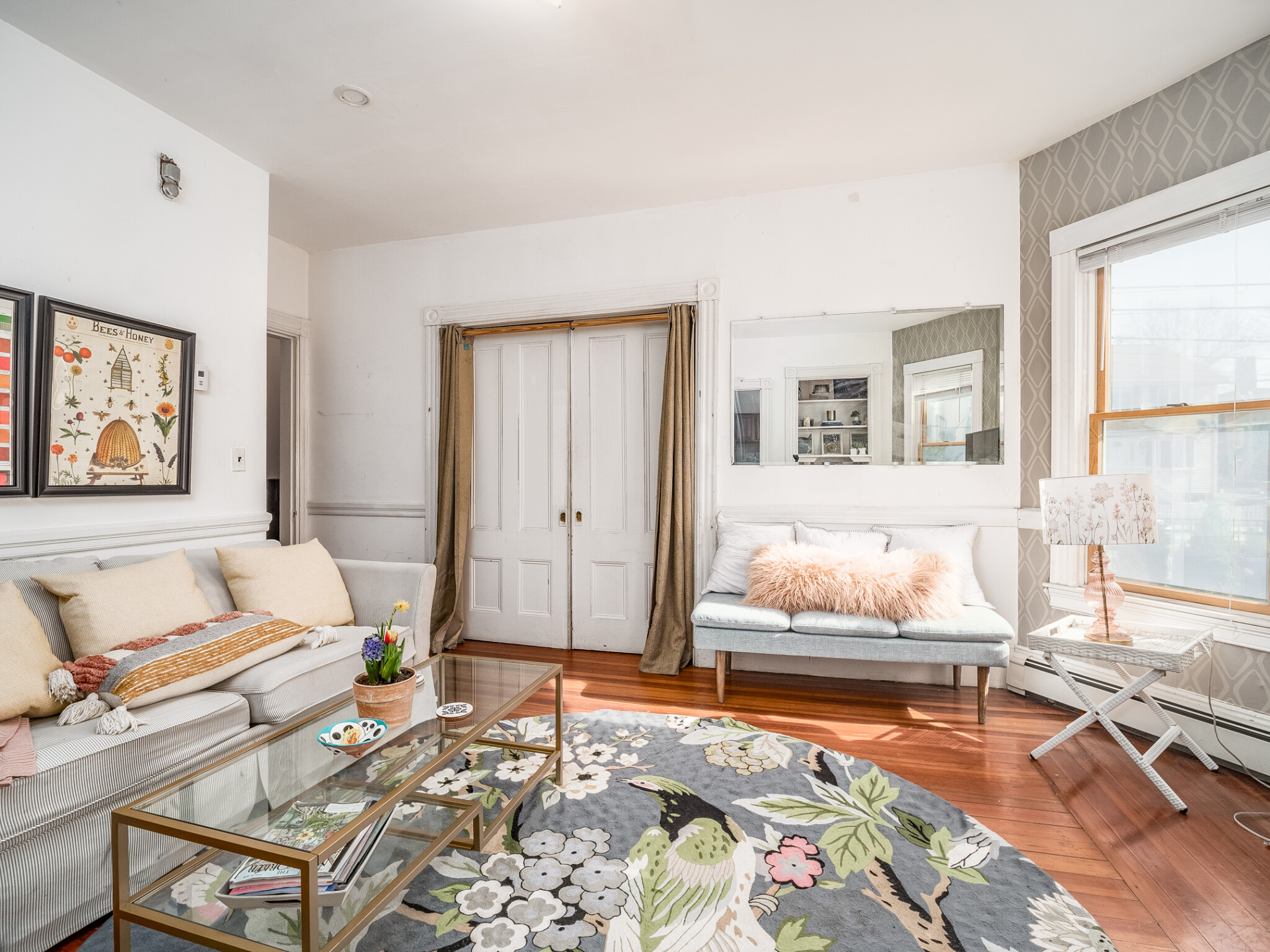 318 Beacon St, Ward Two