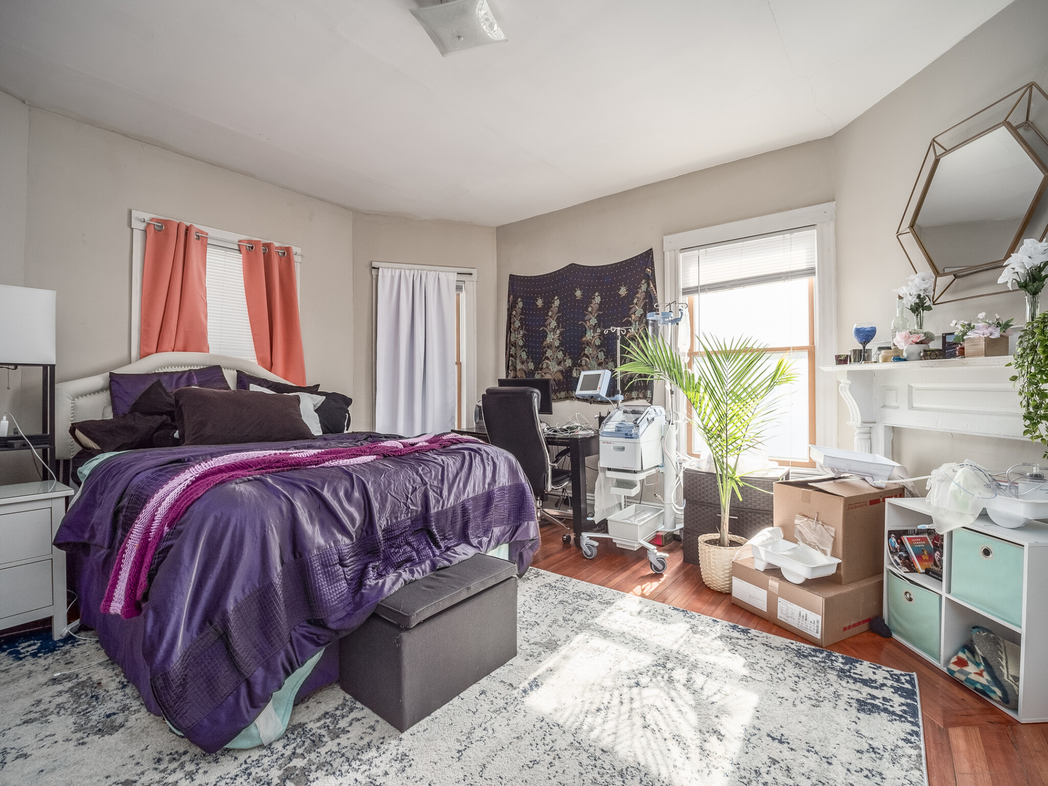 318 Beacon St, Ward Two