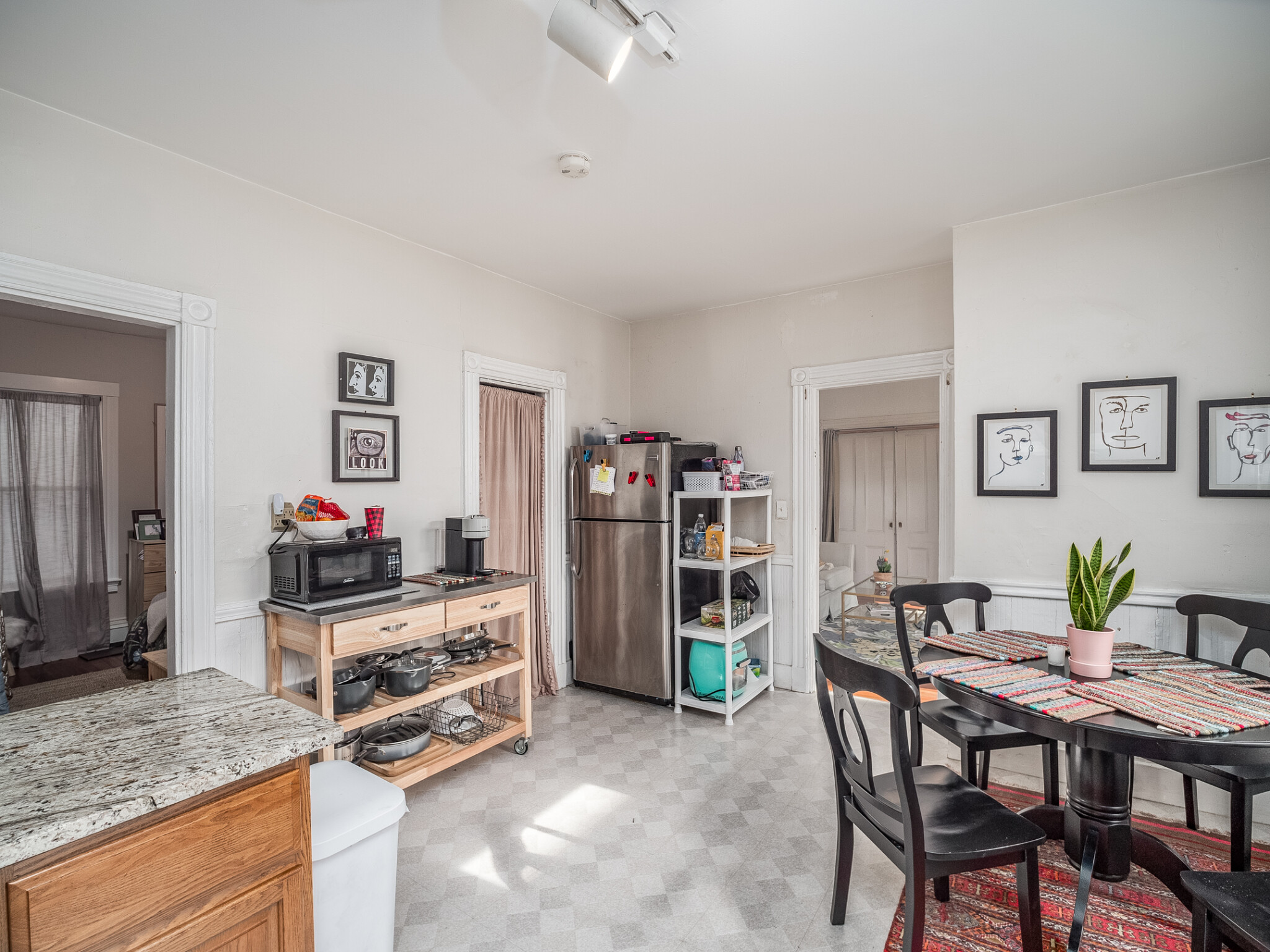 318 Beacon St, Ward Two