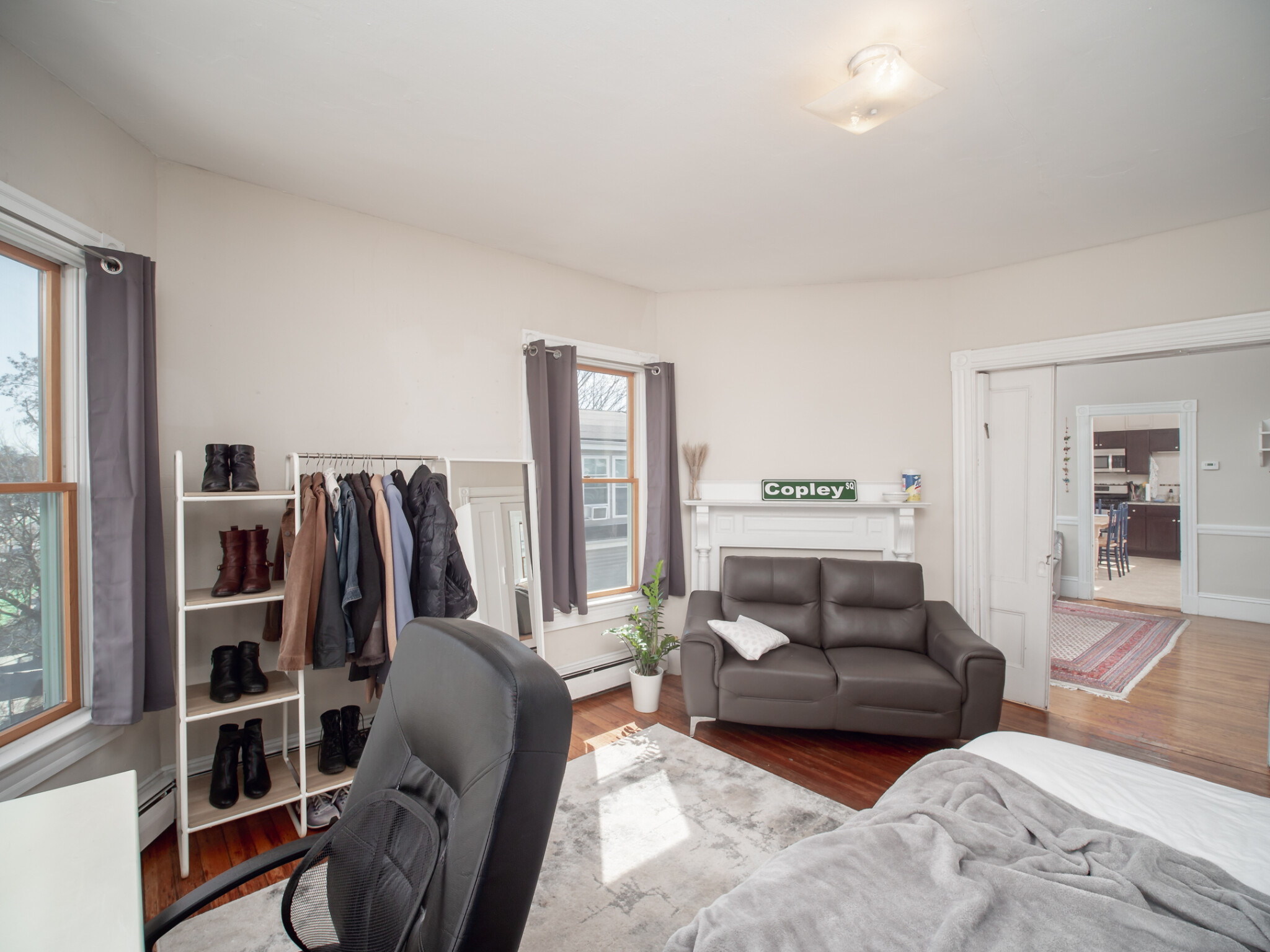 318 Beacon St, Ward Two