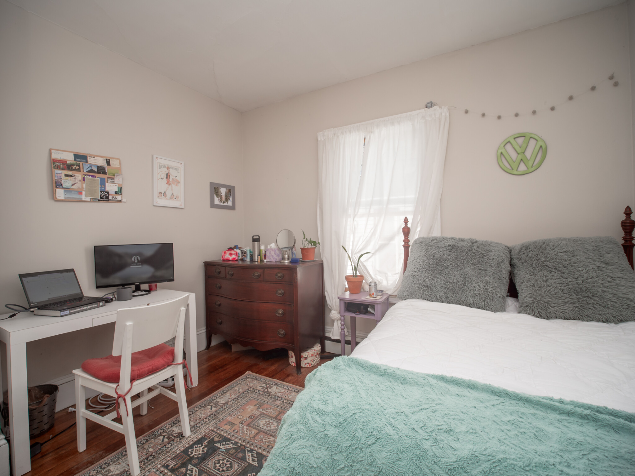 318 Beacon St, Ward Two