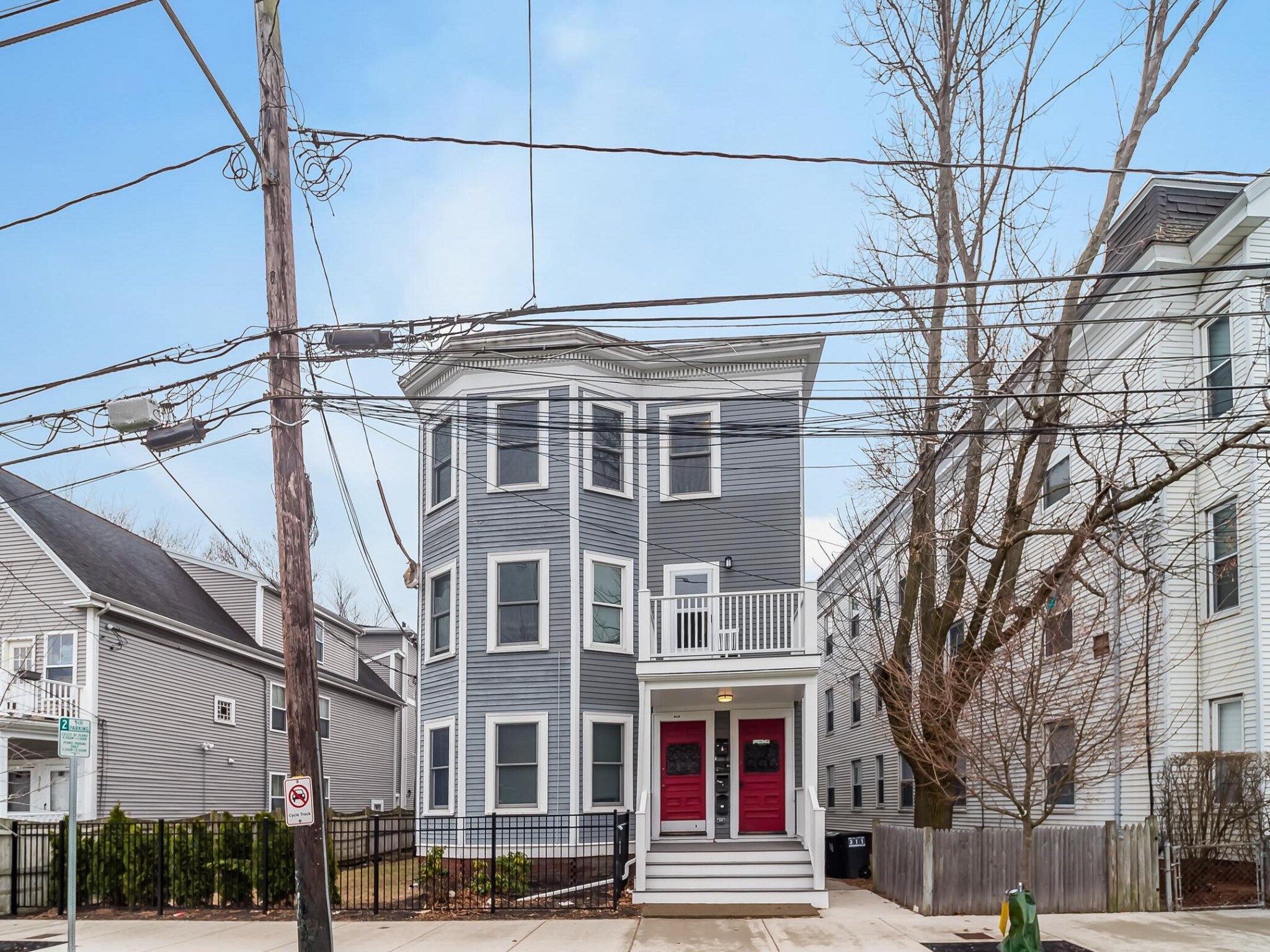 318 Beacon St, Ward Two