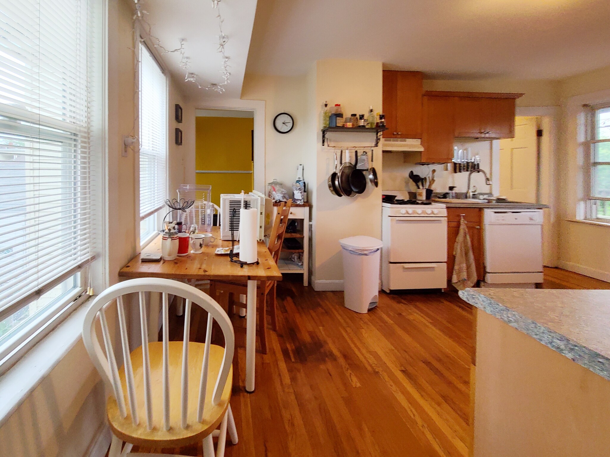 30 Hanson St, Ward Two