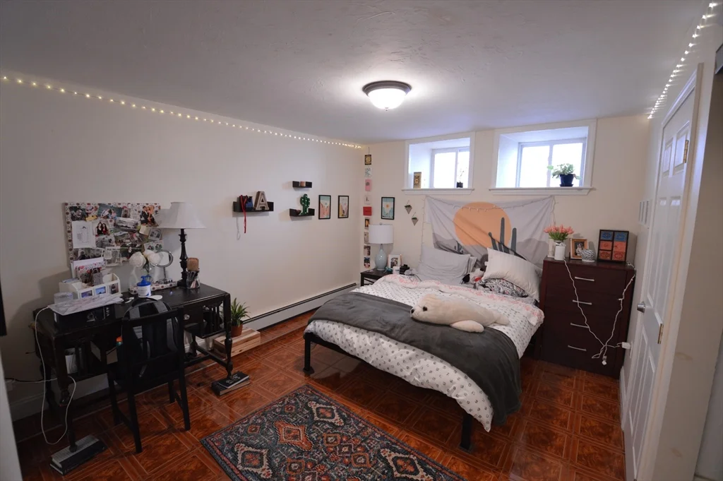 94 Pleasant St, Coolidge Corner