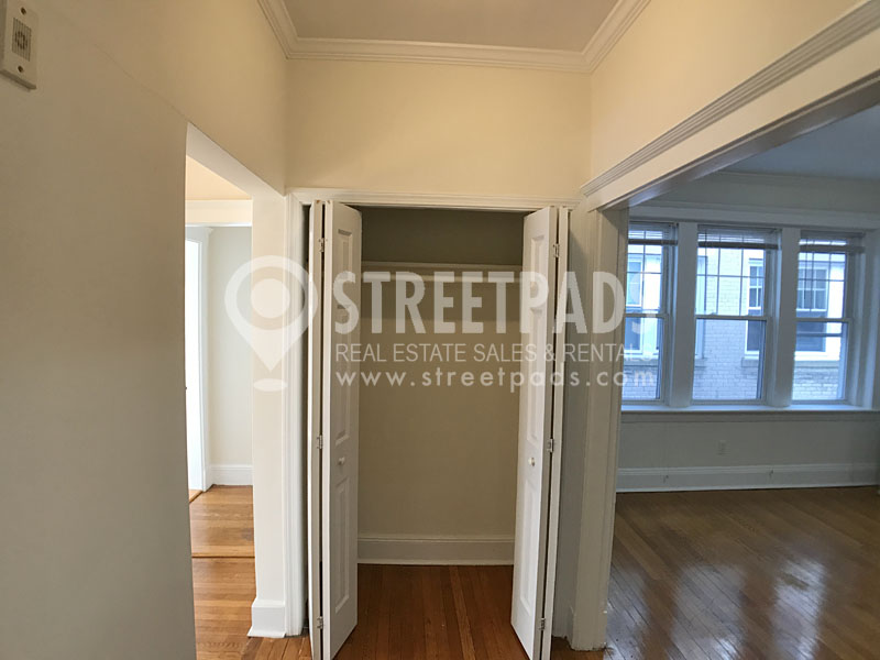 113 Kilsyth Rd, Brighton