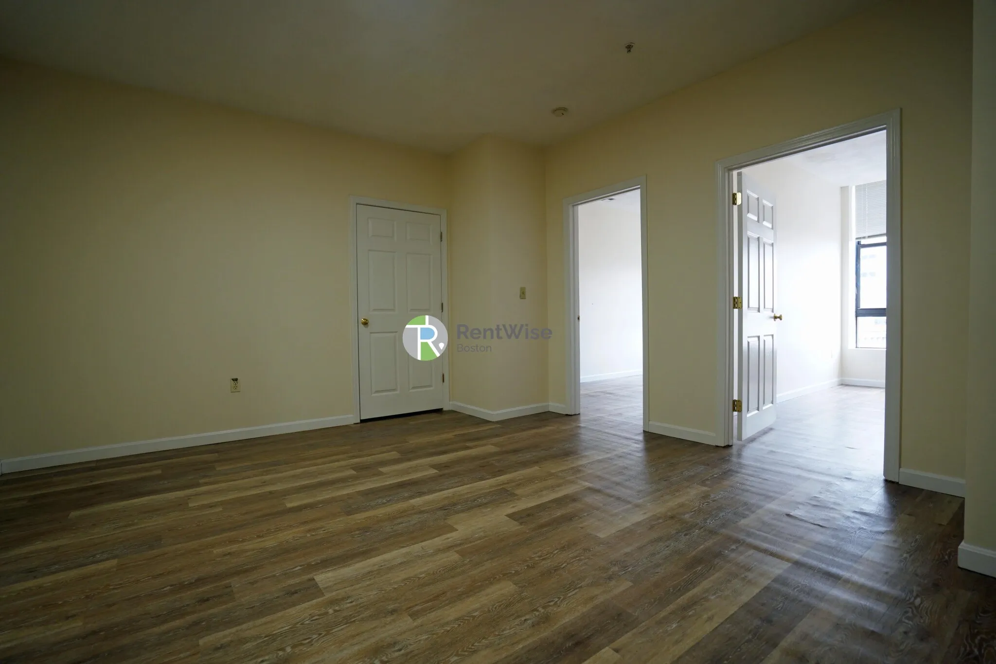 81 Essex St, Chinatown