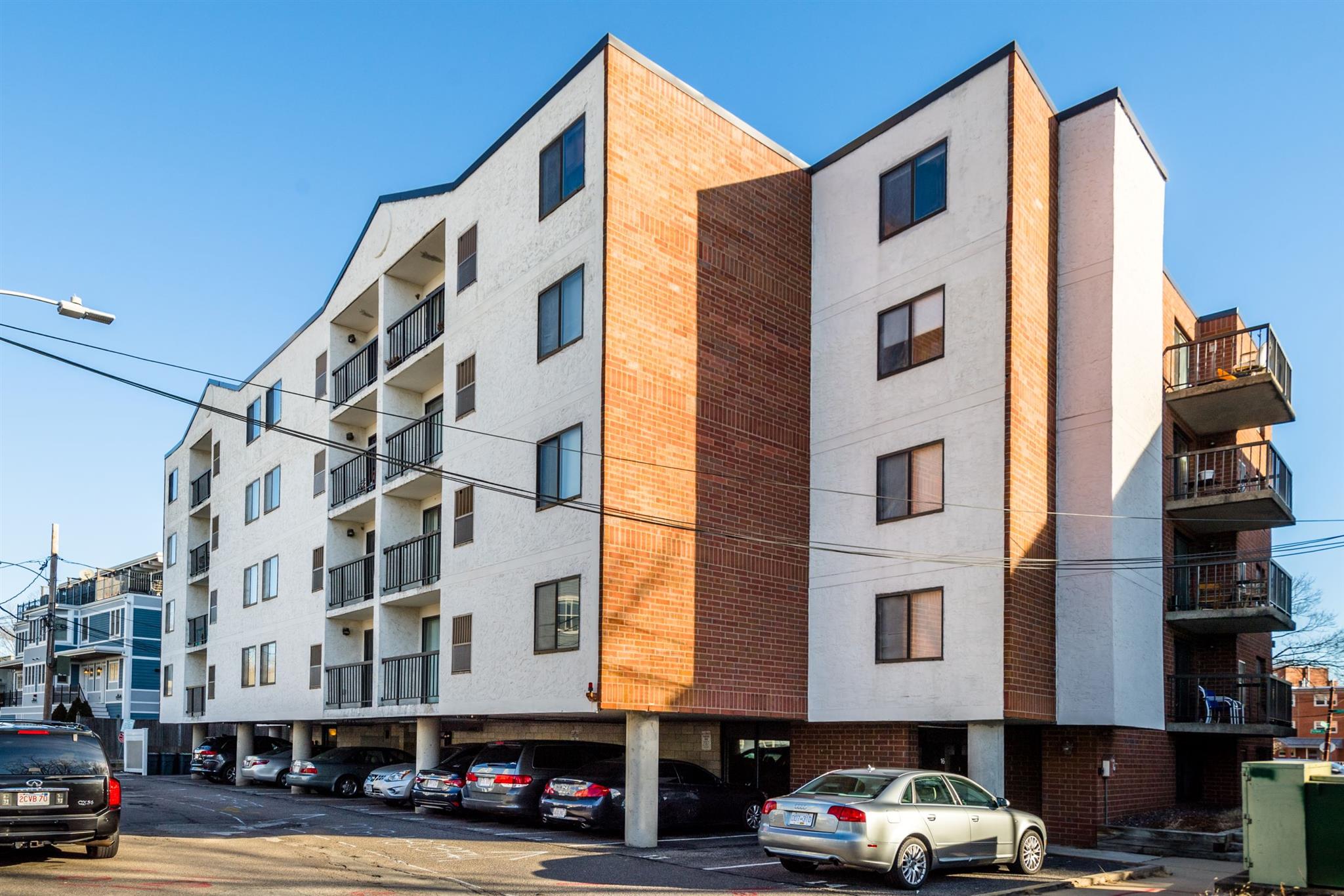 16 Elmer St, Riverside