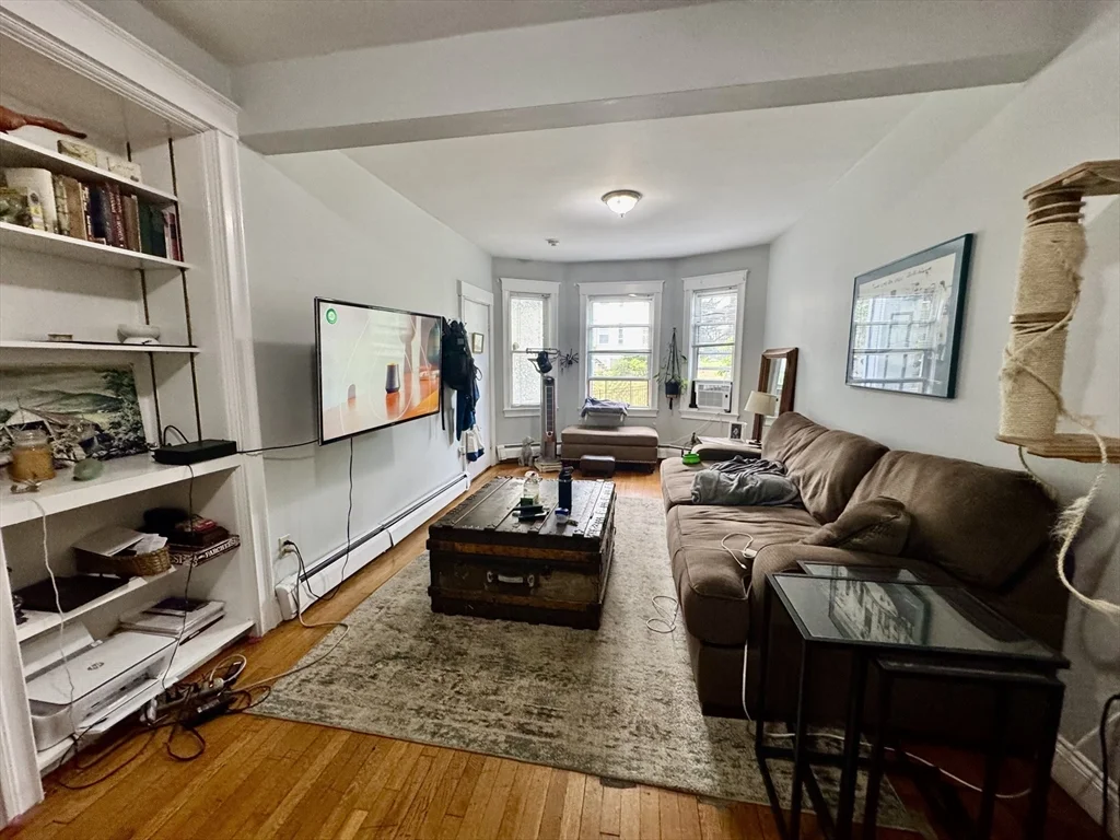 51 Montebello Rd, Jamaica Plain