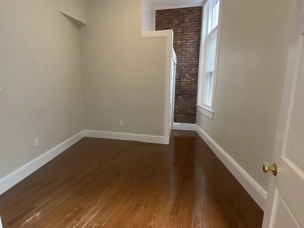 9 Mount Vernon St, Winchester