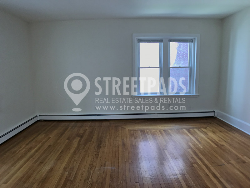 1539 Beacon St, Griggs Park