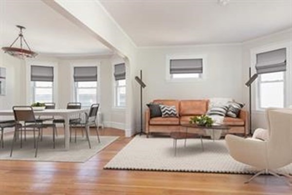 848 South, Roslindale