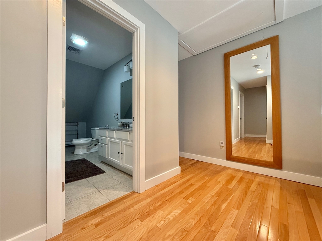 11 High Meadow, Oak Bluffs