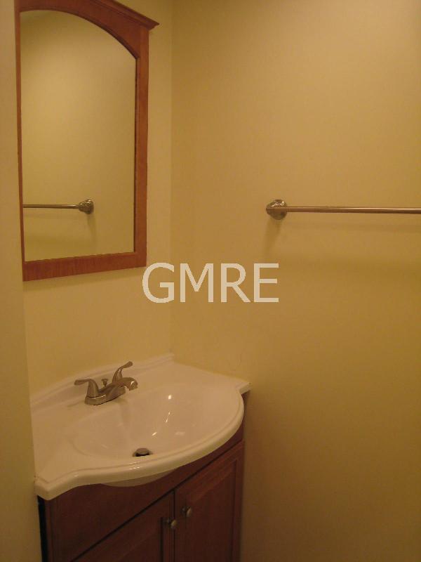 157 Endicott St, North End