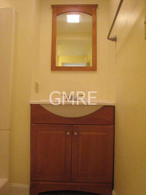 157 Endicott St, North End