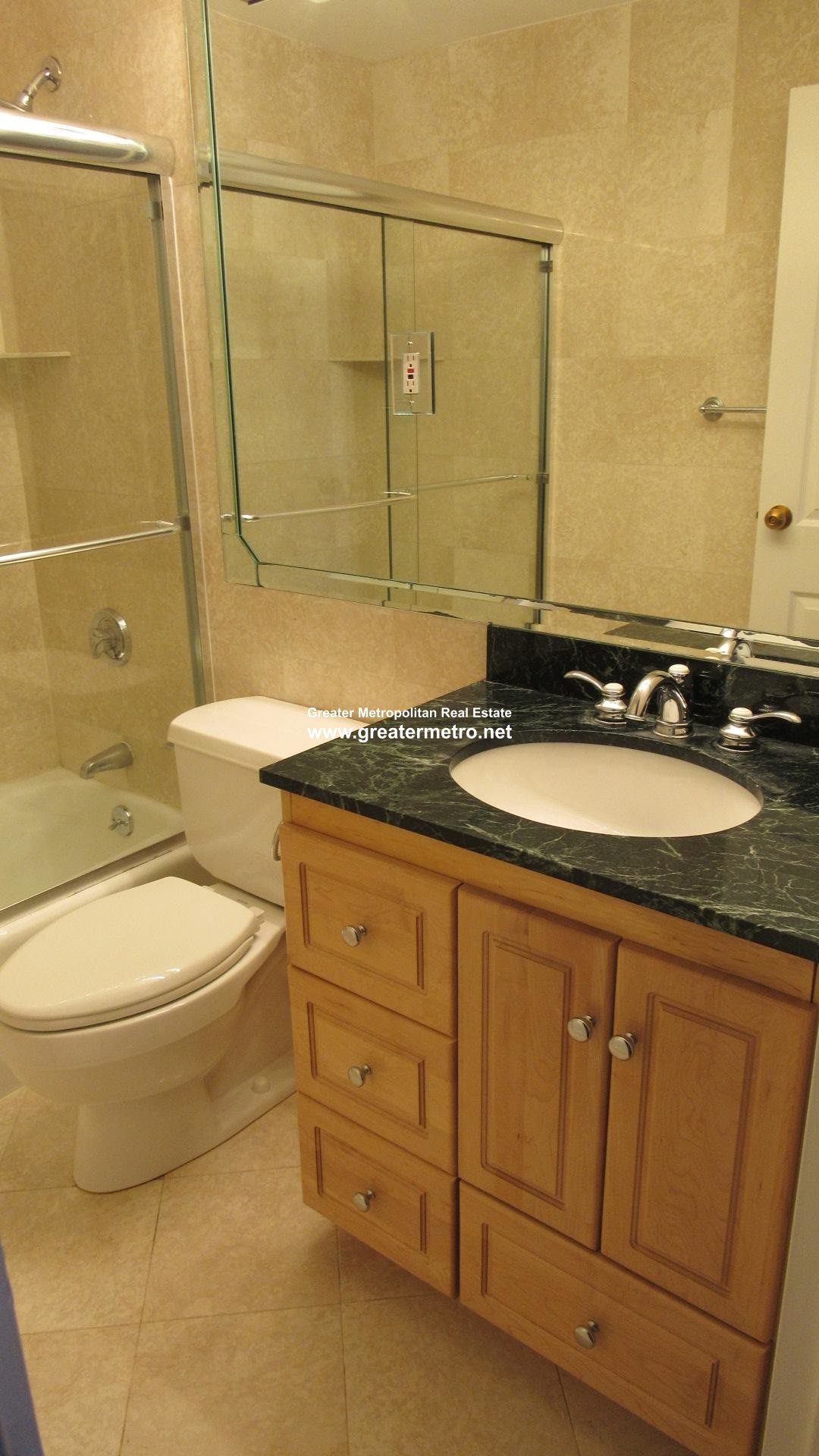 357 Commercial St, North End