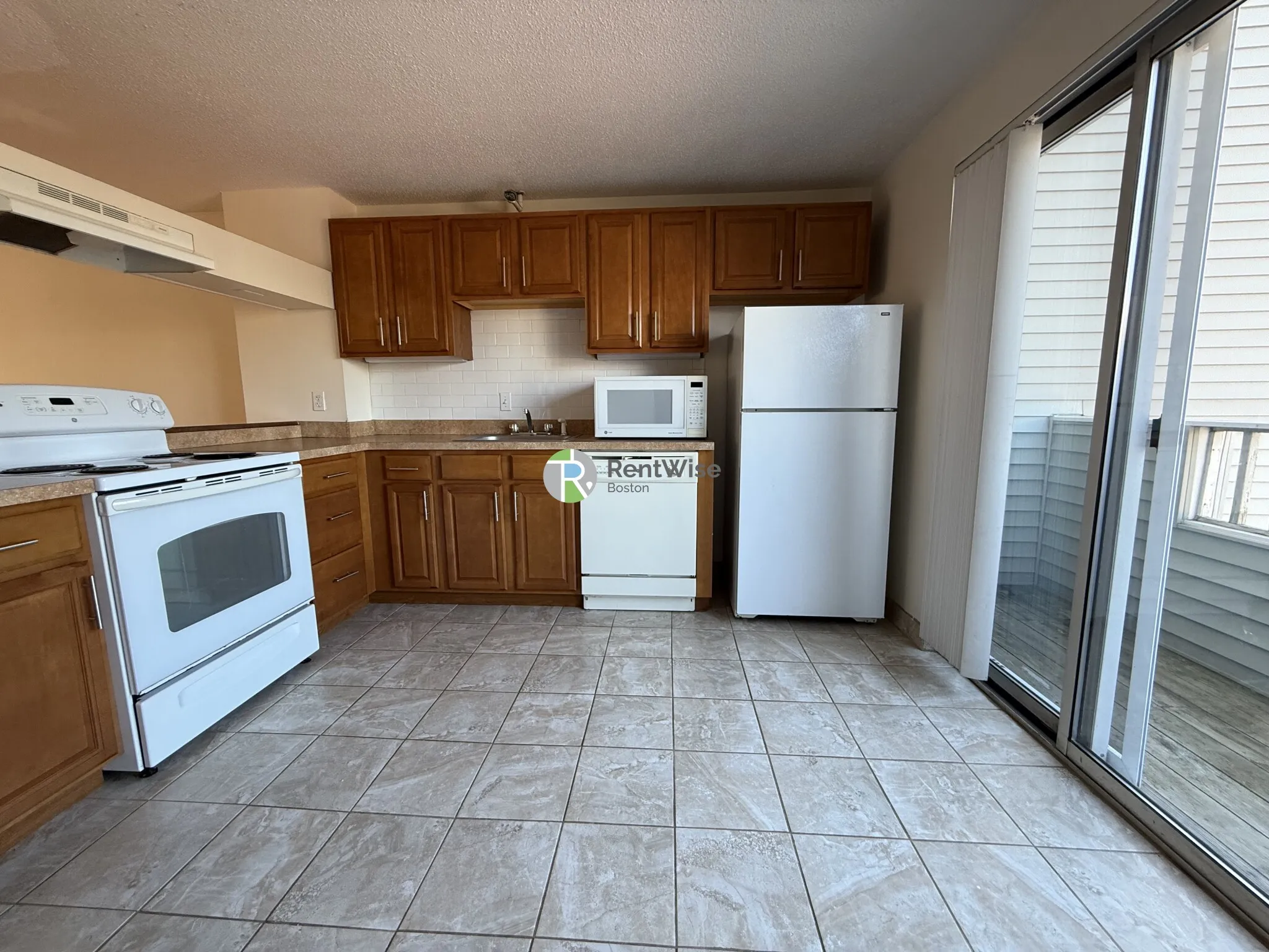 142 North Beacon St, Brighton