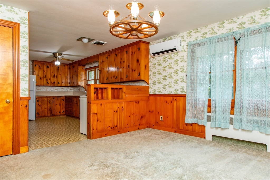 88 Sutherland Rd, North Attleboro