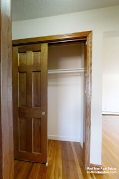 272 Grove St, Auburndale