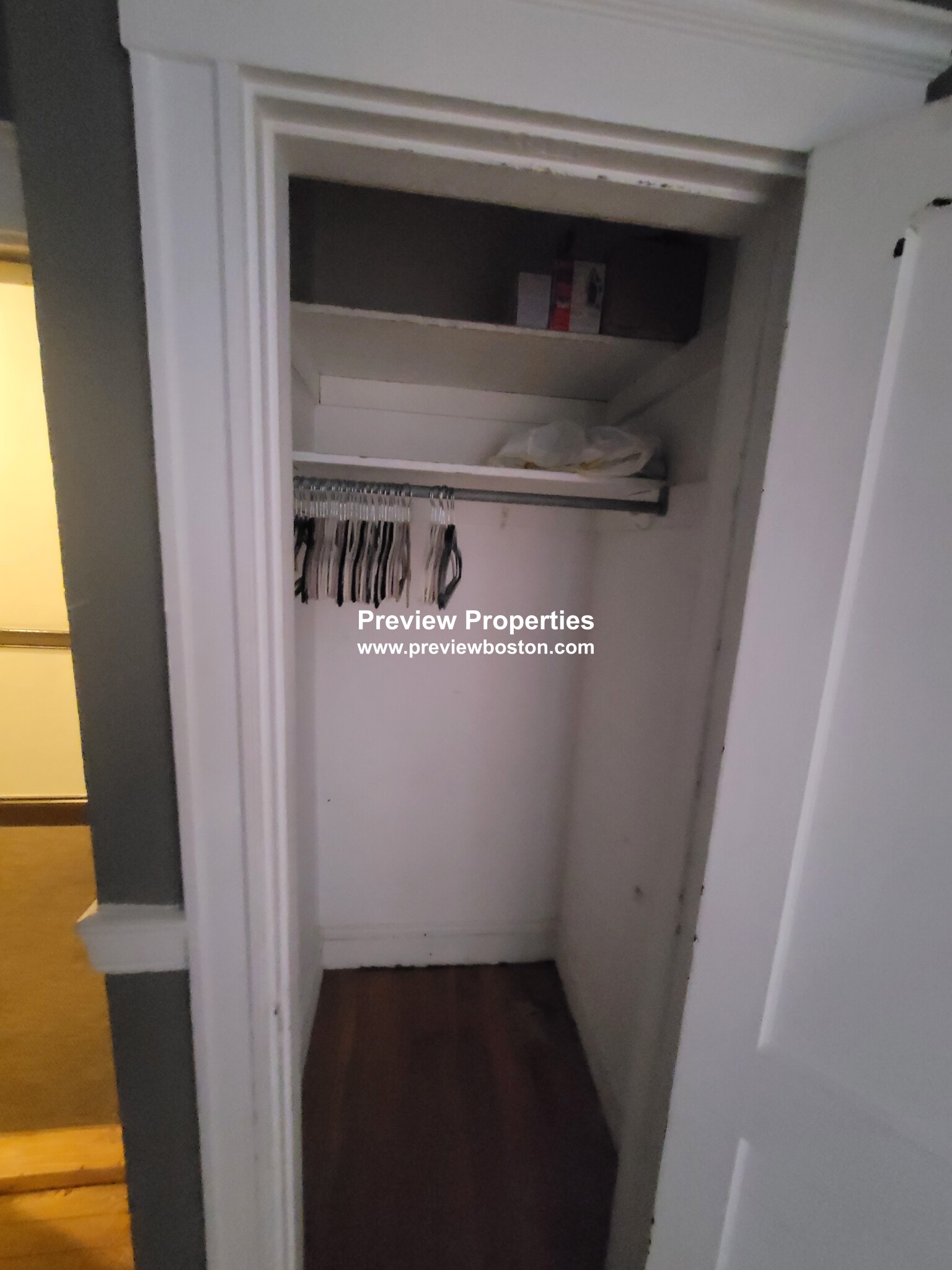 1572 Commonwealth Ave, Brighton