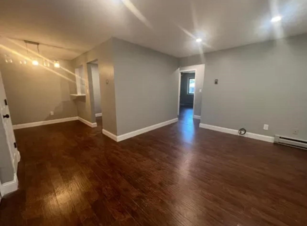 16 Erick Rd, Mansfield