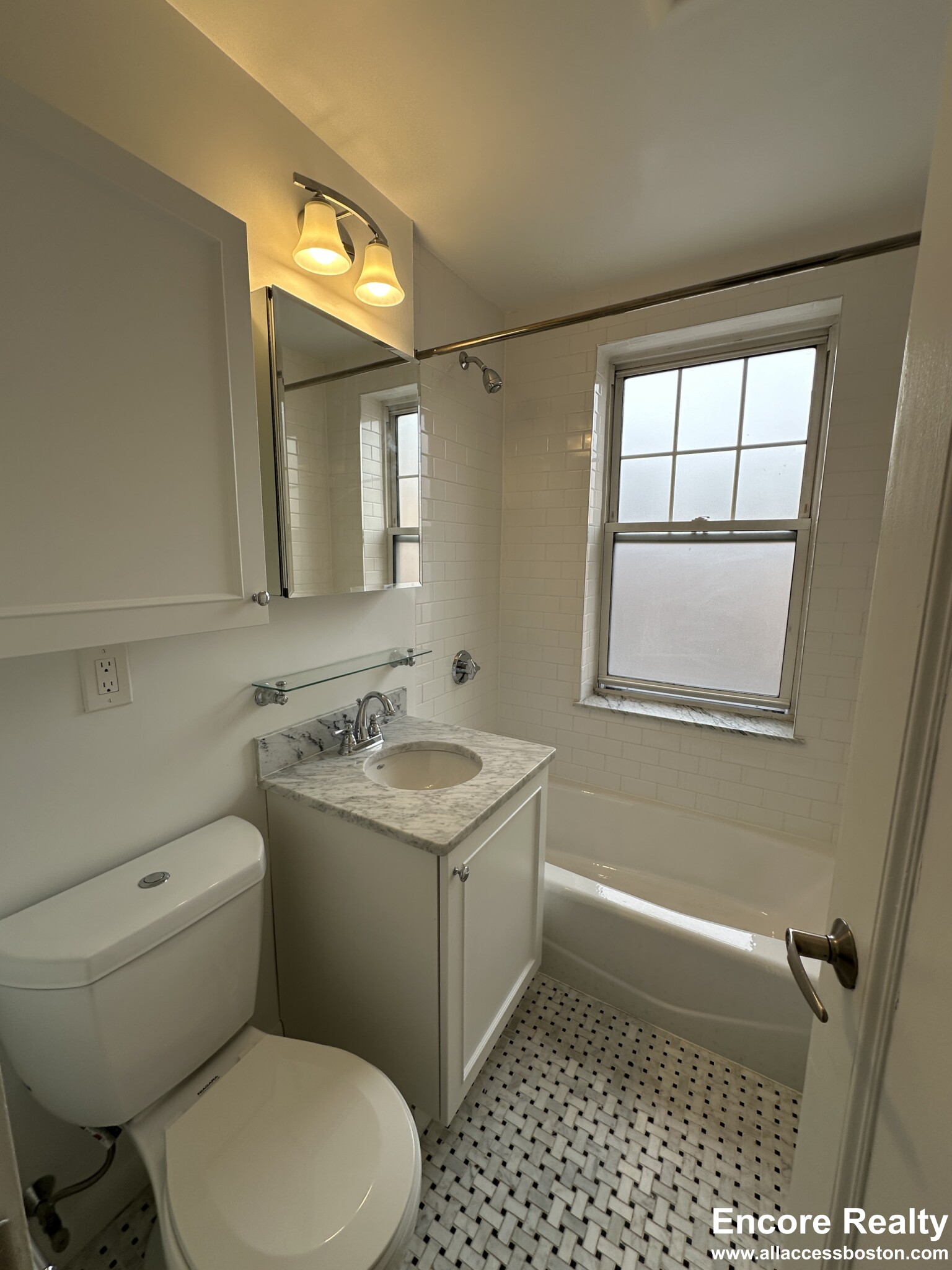 22 Chauncy St, Neighborhood Nine