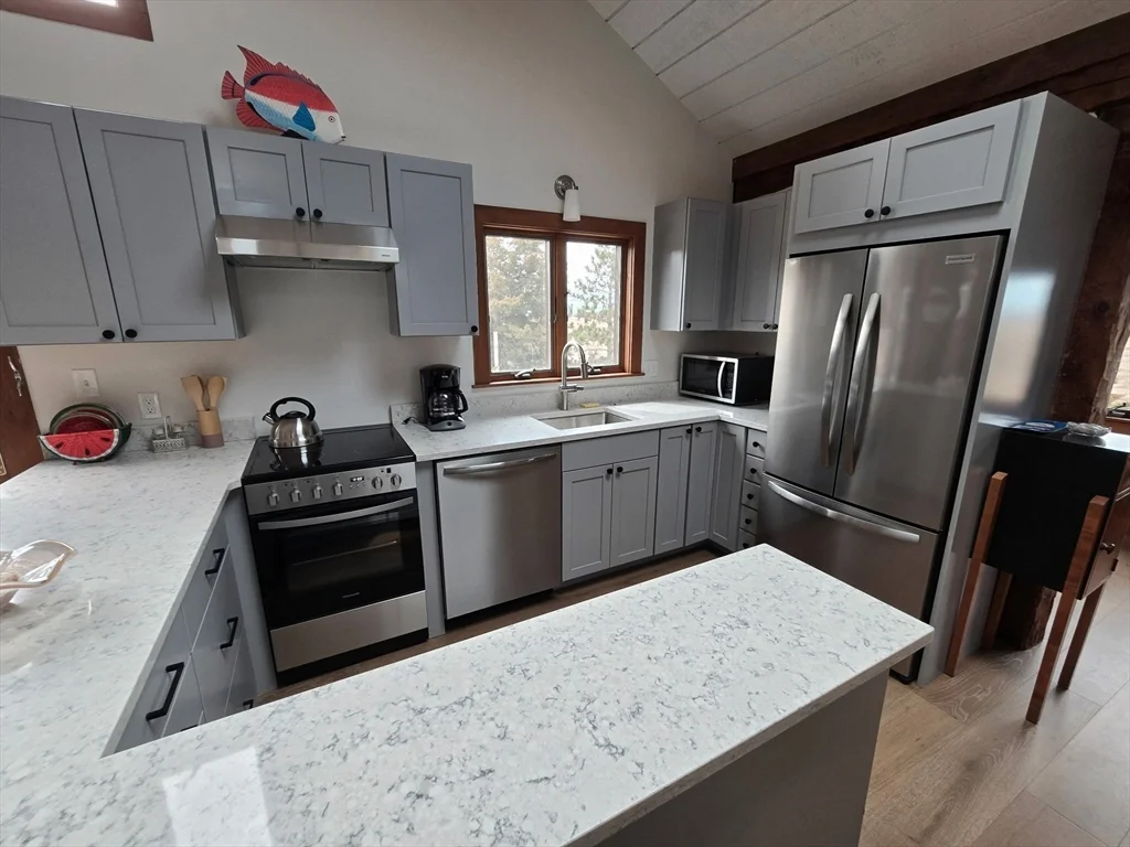 11 Sunset Dr, Plum Island