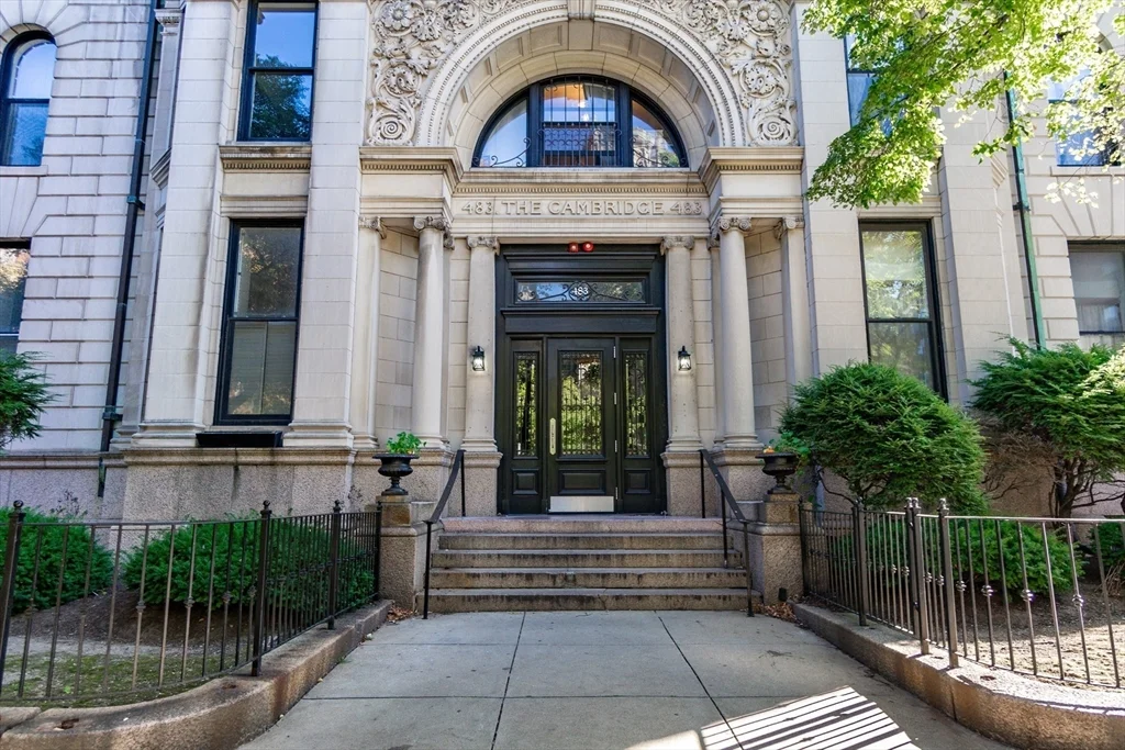 483 Beacon St, Back Bay