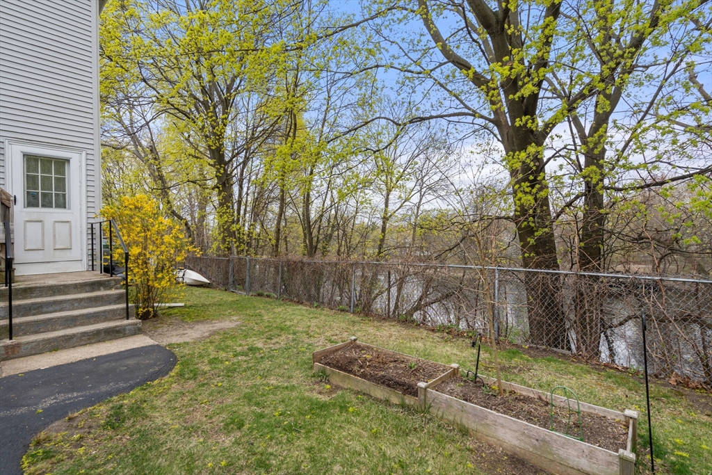 234 River St, Waltham