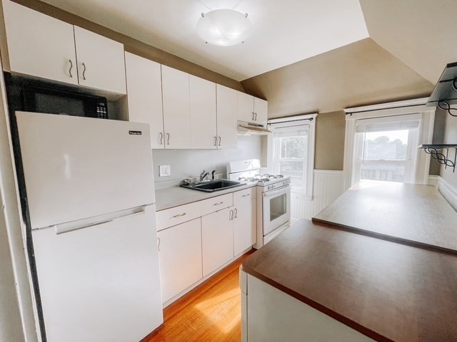 439 Ashmont St, Dorchester