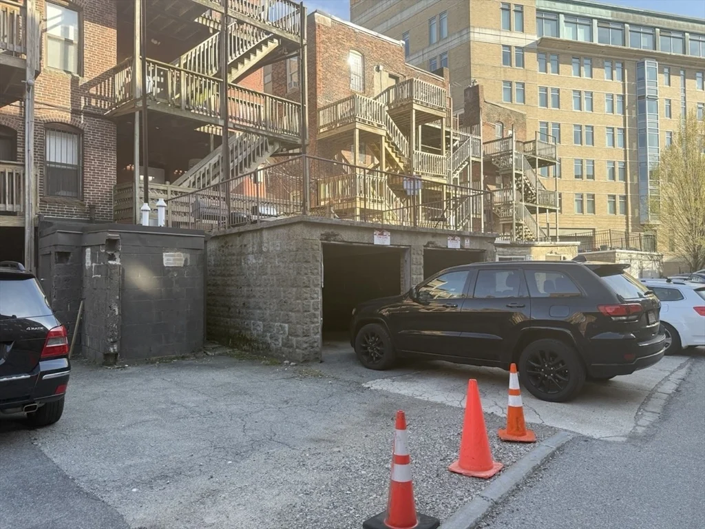 11 Vancouver St, Fenway