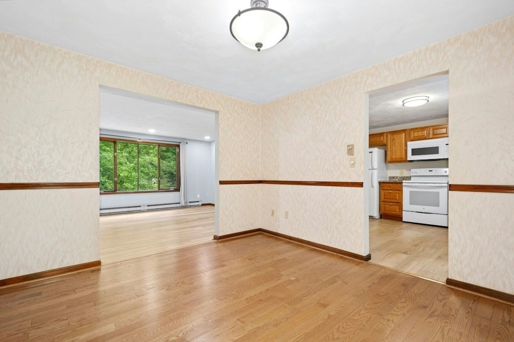 11 Minuteman Way, Shrewsbury