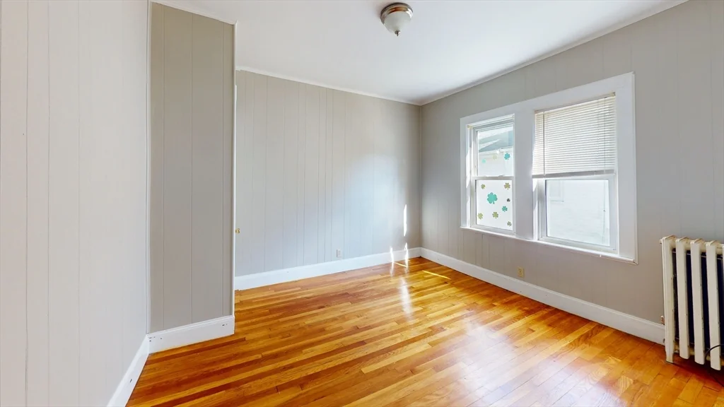 48 Oak St, East Dedham