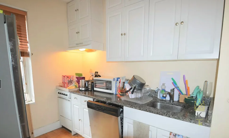 108 Myrtle St, Beacon Hill