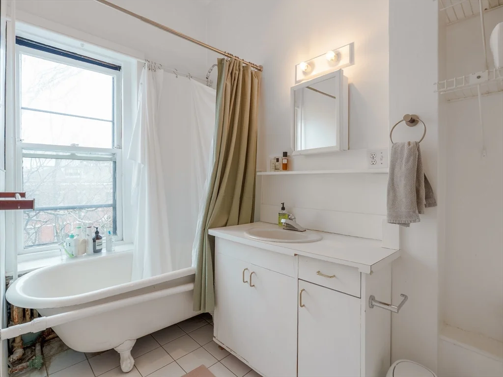 31 Pinckney, Beacon Hill