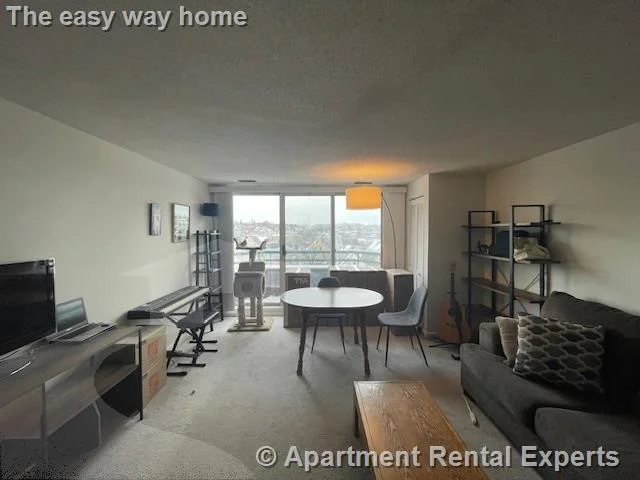 175 Beacon St, Ward Two