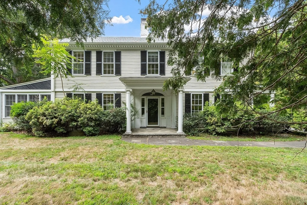 251A Old Billerica Rd, Bedford
