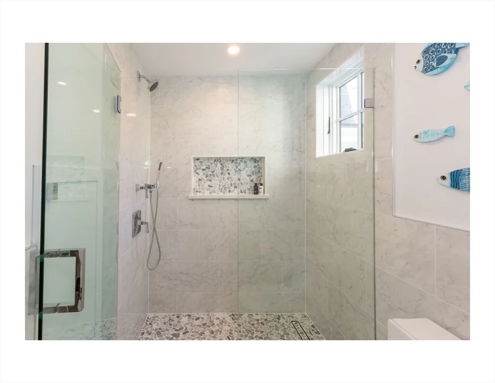 153 Bayside Rd, Quincy