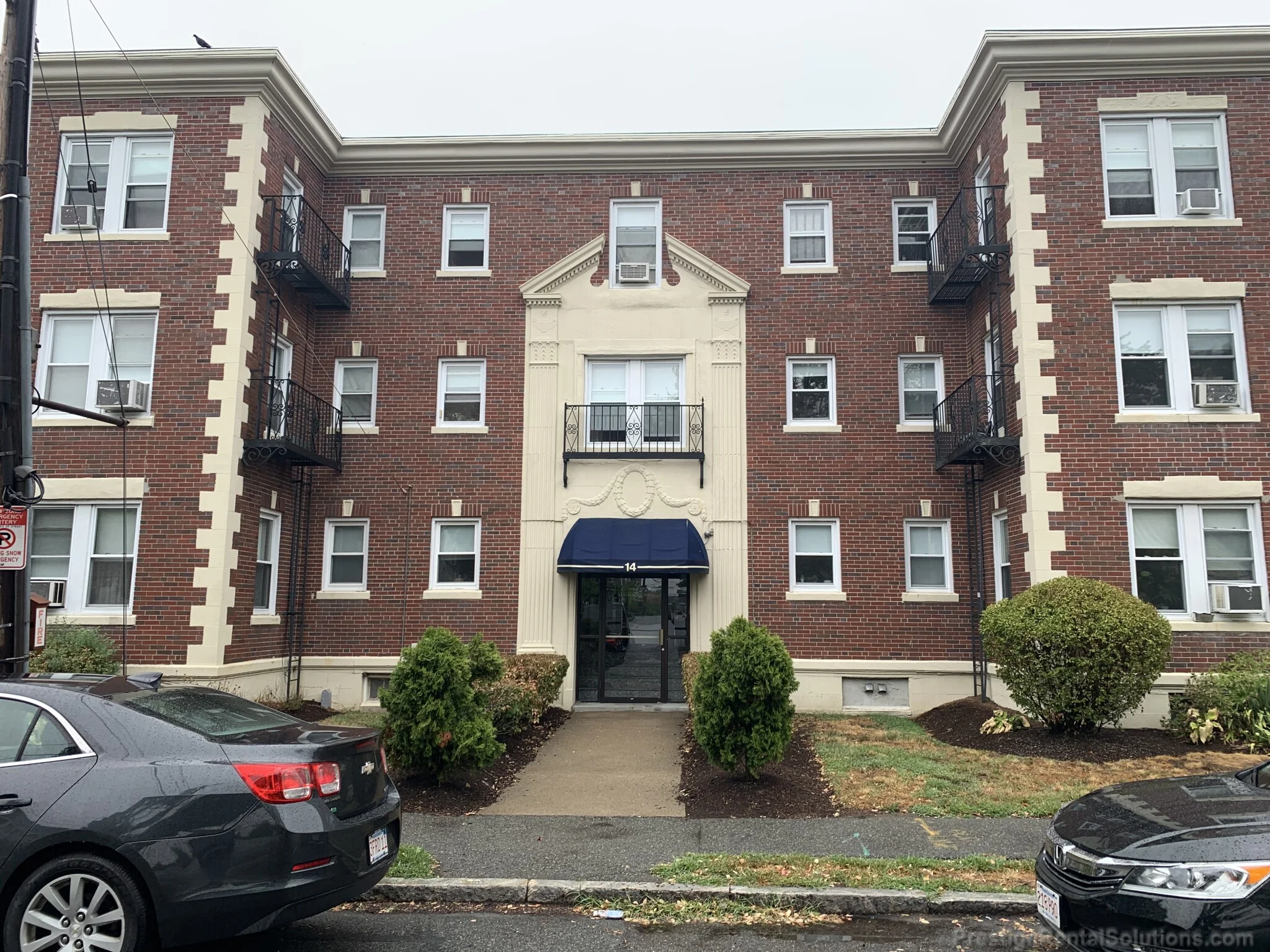 14 Russell St, North Quincy