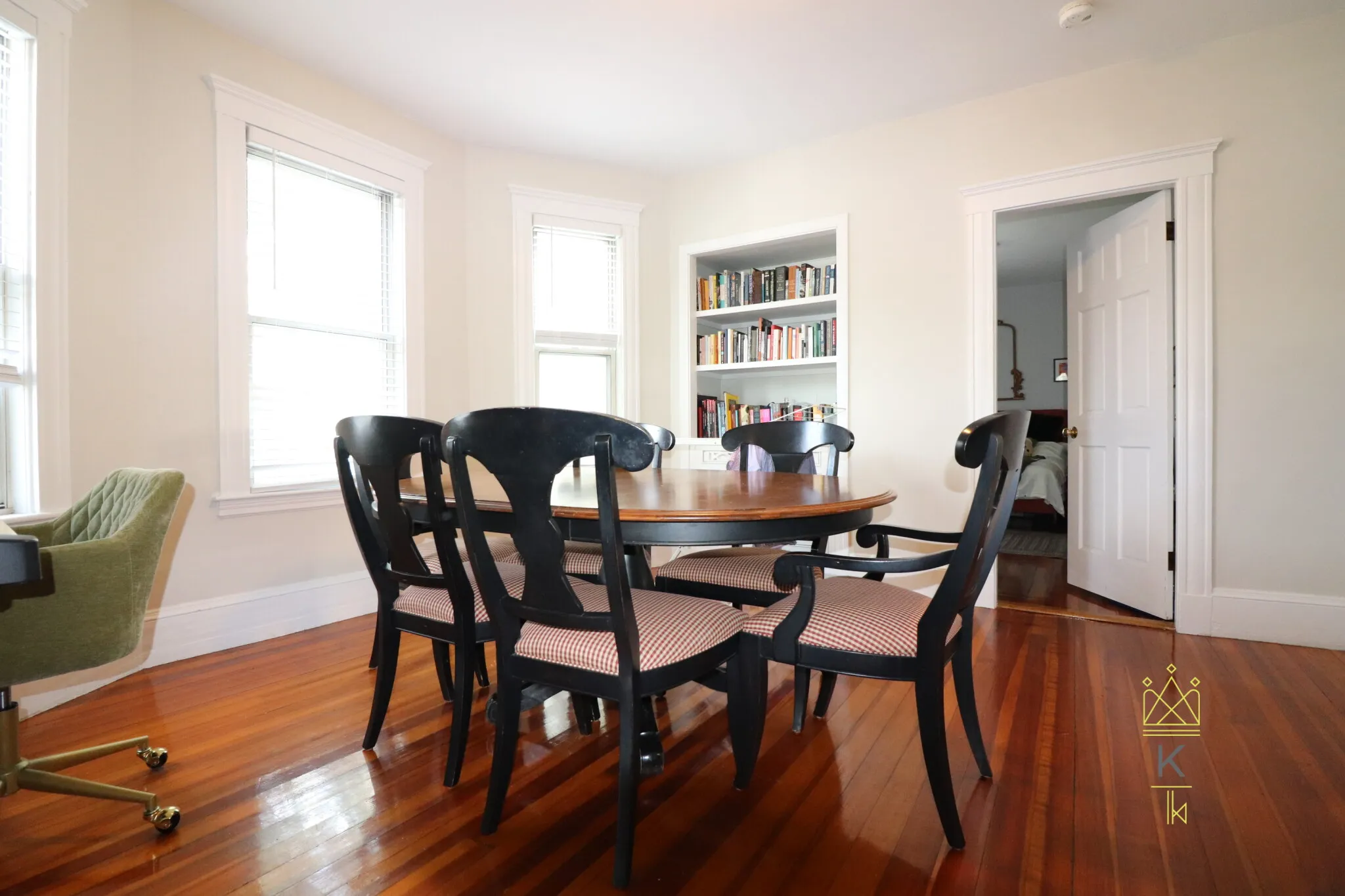 39 Foster St, Oak Square