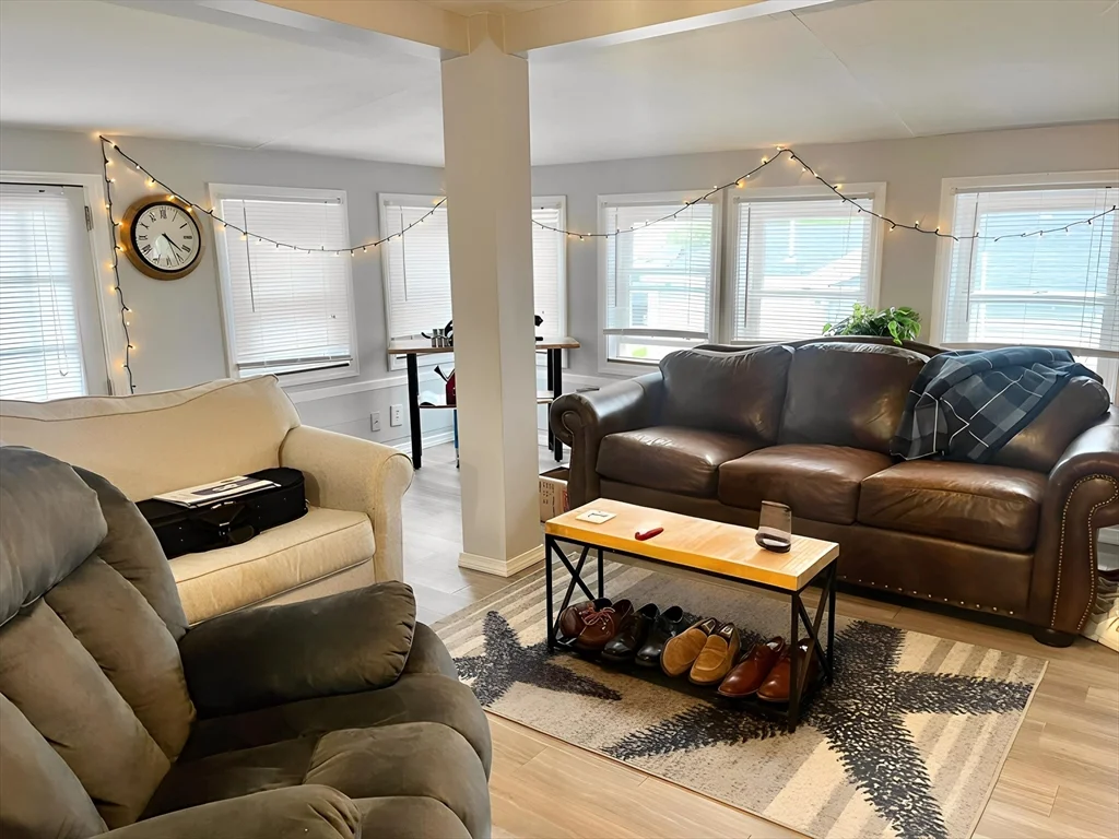 13R West Ave, Kingston