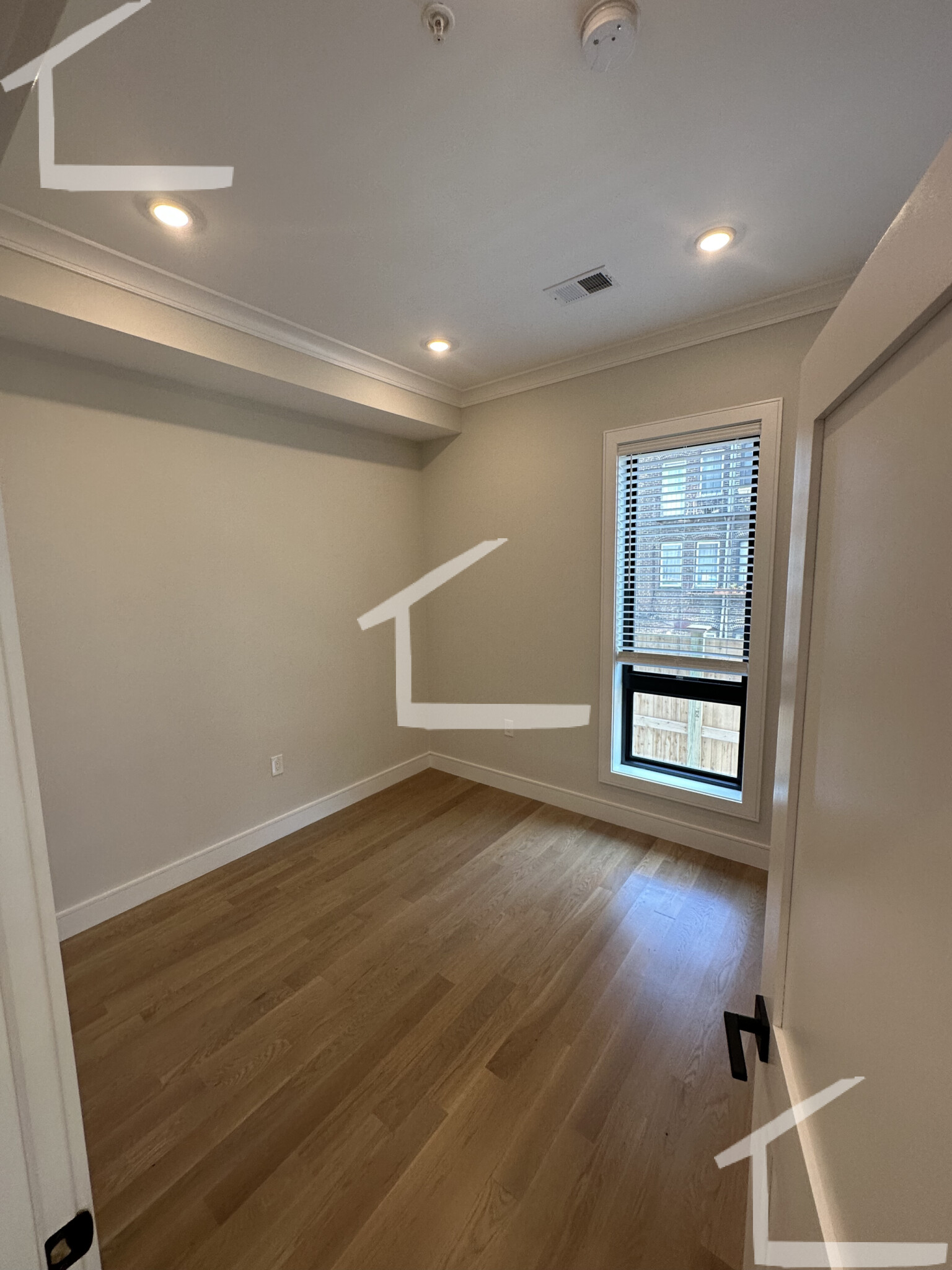 16 Highgate St, Allston