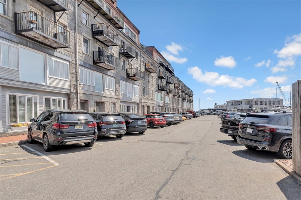 33 Commercial Wharf, Waterfront