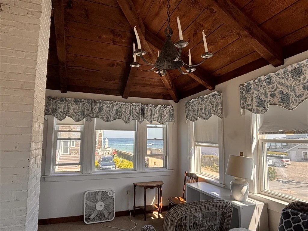 19 Bay Ave Winter Rental, Marshfield