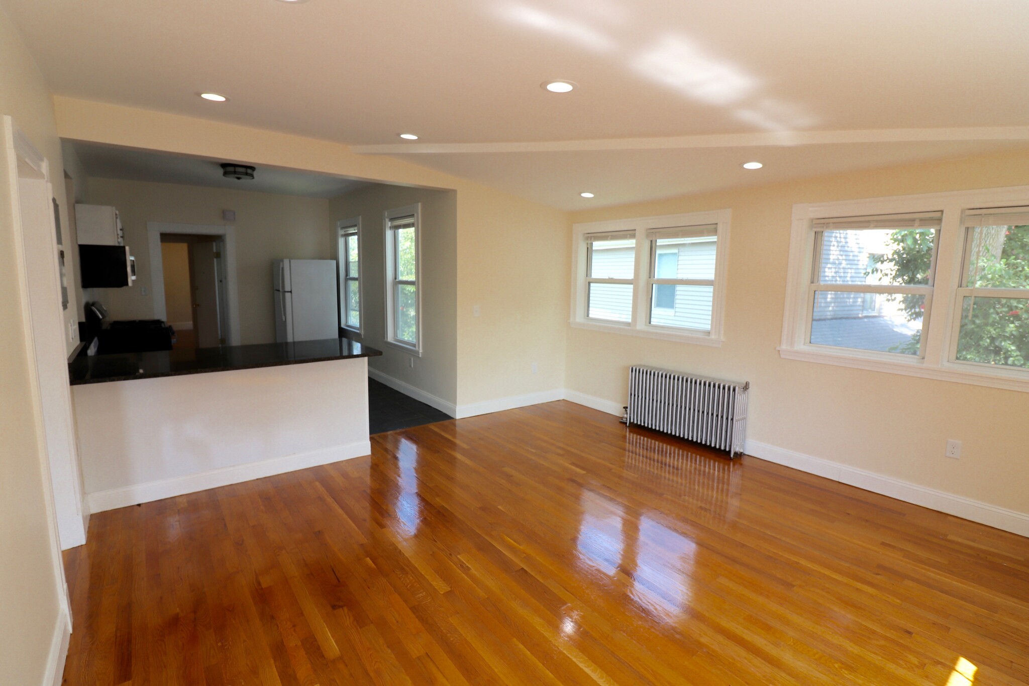 2572 Massachusetts Ave, North Cambridge