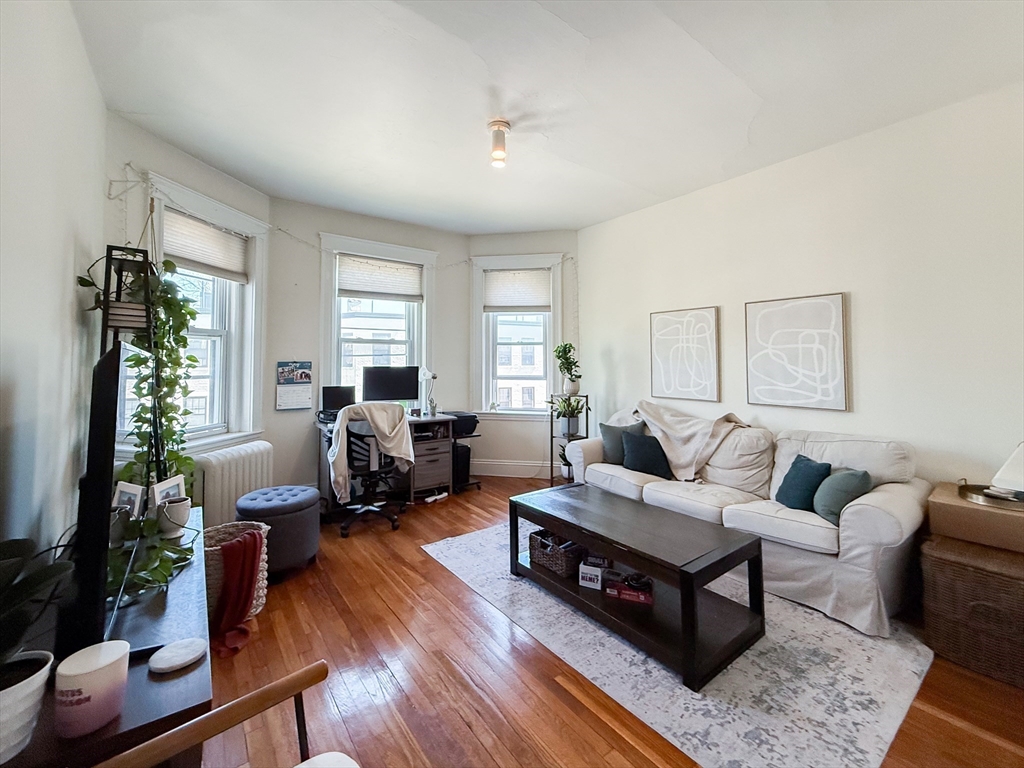 1568 Commonwealth Ave, Brighton