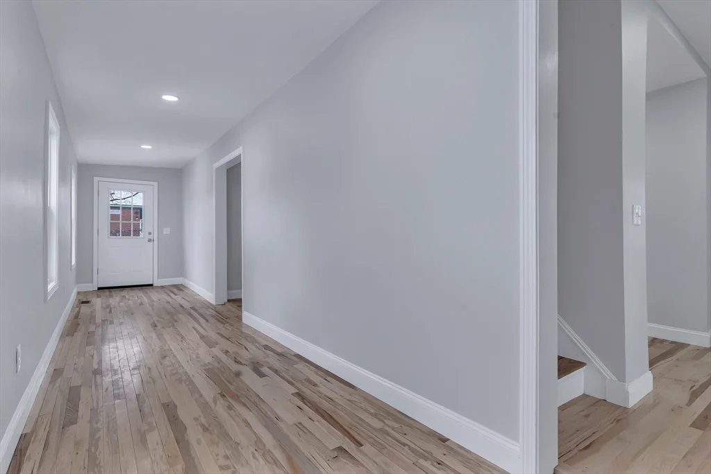 73 Walnut St, Dedham
