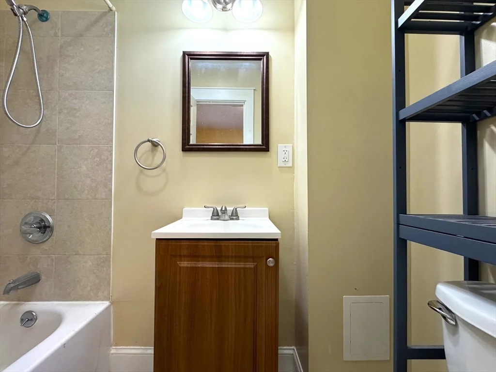 24 Weld Hill St, Jamaica Plain