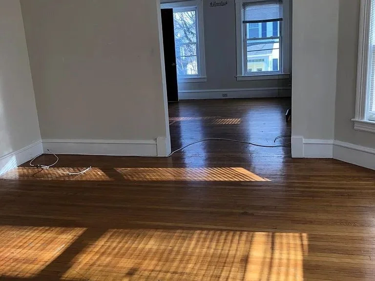 3 Belmont St, Lowell